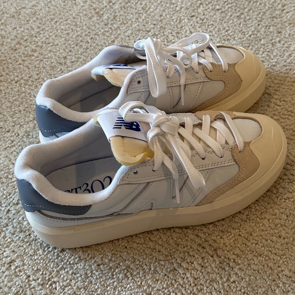 New Balance 302s